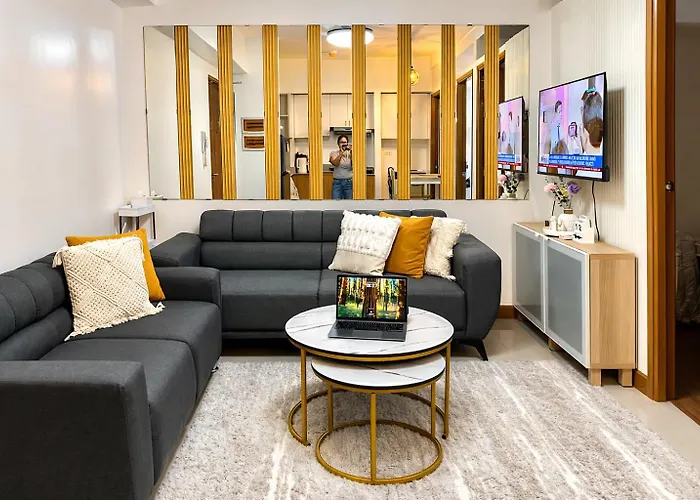 Jolgeous Staycations And Apartamento *